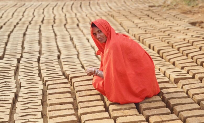 Brick business gets a boost from Mahatari Vandan funds.