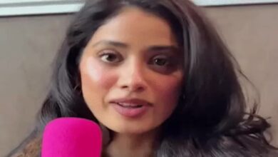 Janhvi Kapoor calls twisting her tongue 360 degrees a talent.