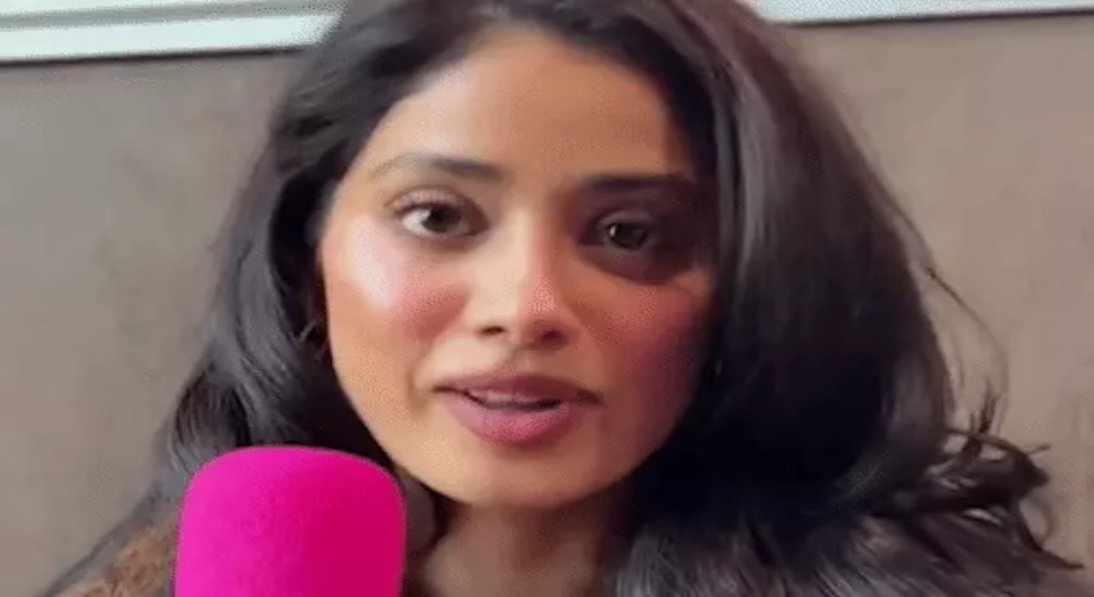 Janhvi Kapoor calls twisting her tongue 360 ​​degrees a talent.