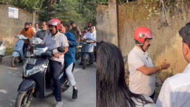 Deputy CM Arun Sao came out on a scooter