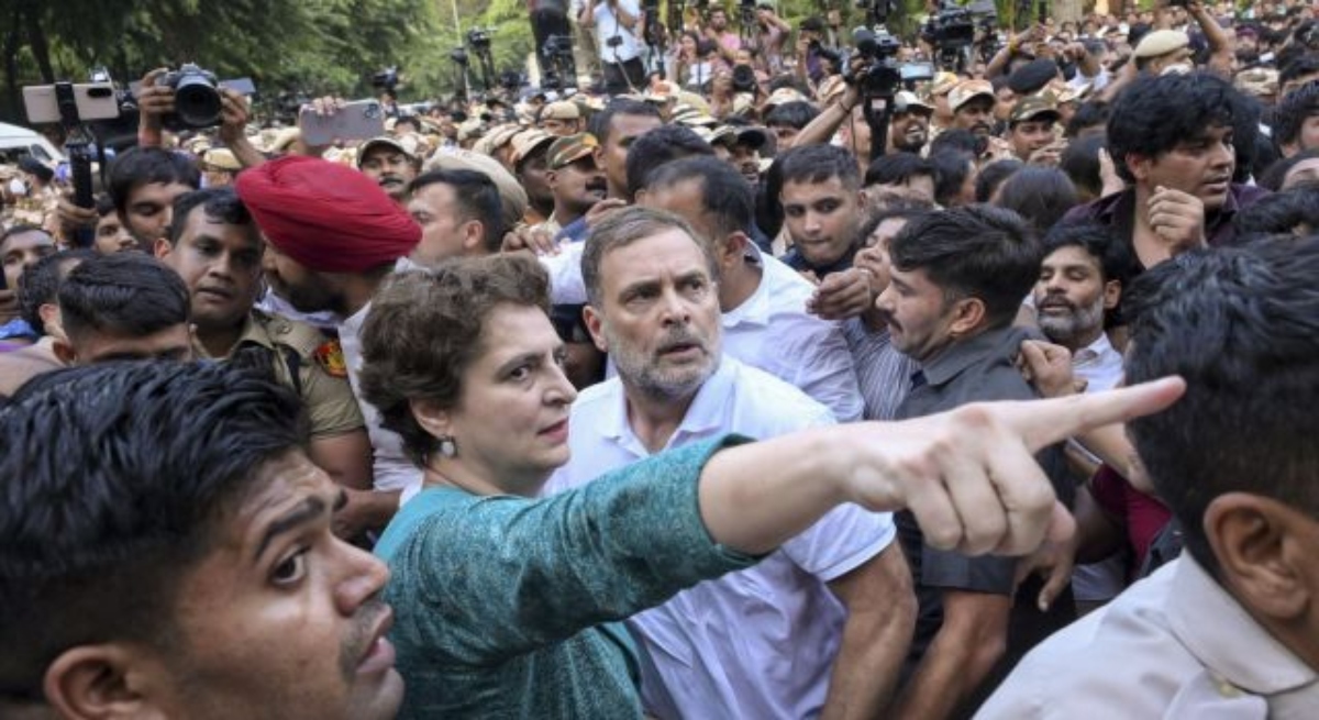 Fourth day of protests against CEC Gyanesh Kumar; preparations underway for a march to Rashtrapati Bhavan.