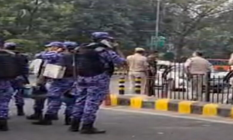 Crackdown ahead of CJP's protest at Jantar Mantar: 600 supporters detained, Dhruv Rathee picked up from home by police.