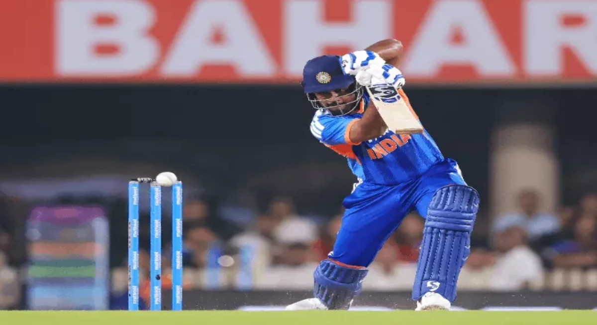 India hit 311 sixes in a year; West Indies set a record by chasing down a target of 250 runs.