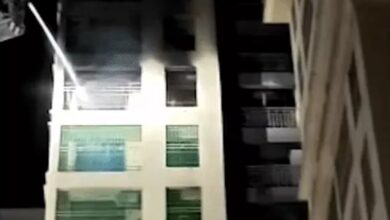Fire in Maharashtra building; 2 women dead.