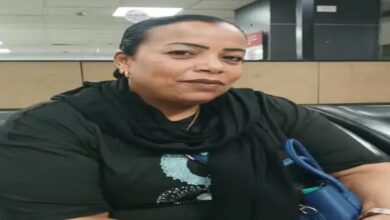 Daughter reaches Raipur in search of her mother after 42 years.