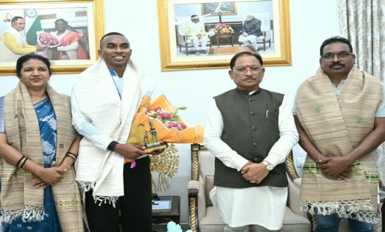 Asian Games bronze medalist Animesh Kujur met with CM Sai