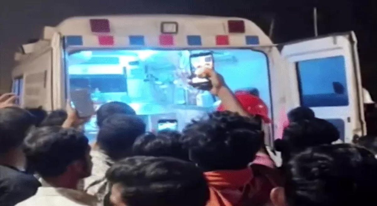Reactor blast at pharmaceutical factory; 5 workers dead, 6 injured