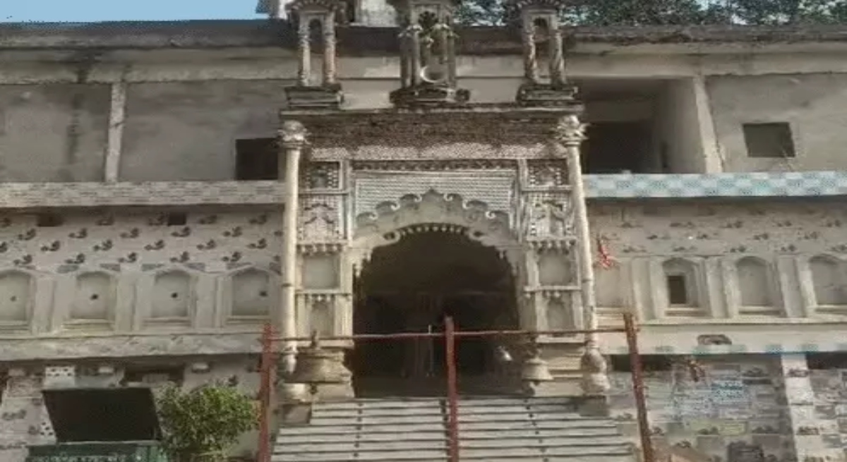 A 1500-year-old temple where the back of the Goddess is worshipped