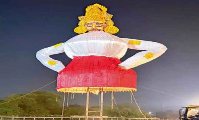 101-foot-tall Ravana effigy to be burnt at WRS today; one-way traffic in effect for the general public
