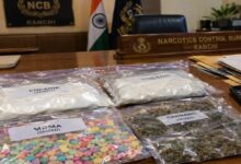 International drug syndicate busted in the capital: Drugs were being smuggled via a pantry car; 6 suspects arrested.