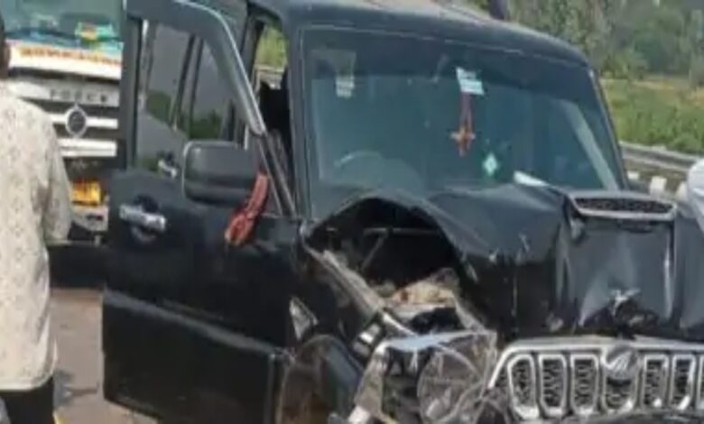 Vehicles in Rahul Gandhi's convoy collide; accident occurs on Purvanchal Expressway