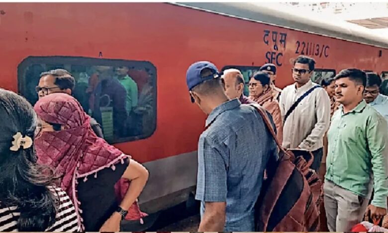 Passengers distressed by train delays on the Raipur-Durg route; even an MP left waiting at the station.